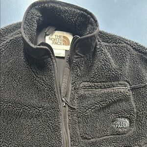 The North Face Extreme Pile Zip Up Jacket Black
